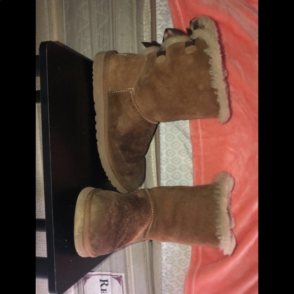 Womens UGG Bailey boots